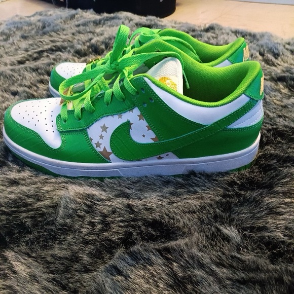Green Nike Supreme men’s size 8.5 - Picture 1 of 12